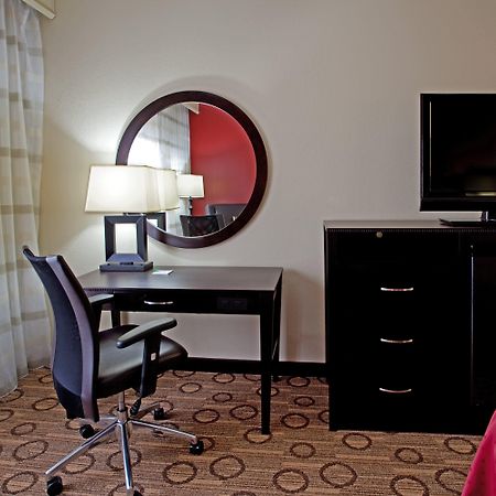 Holiday Inn Anderson By Ihg Δωμάτιο φωτογραφία