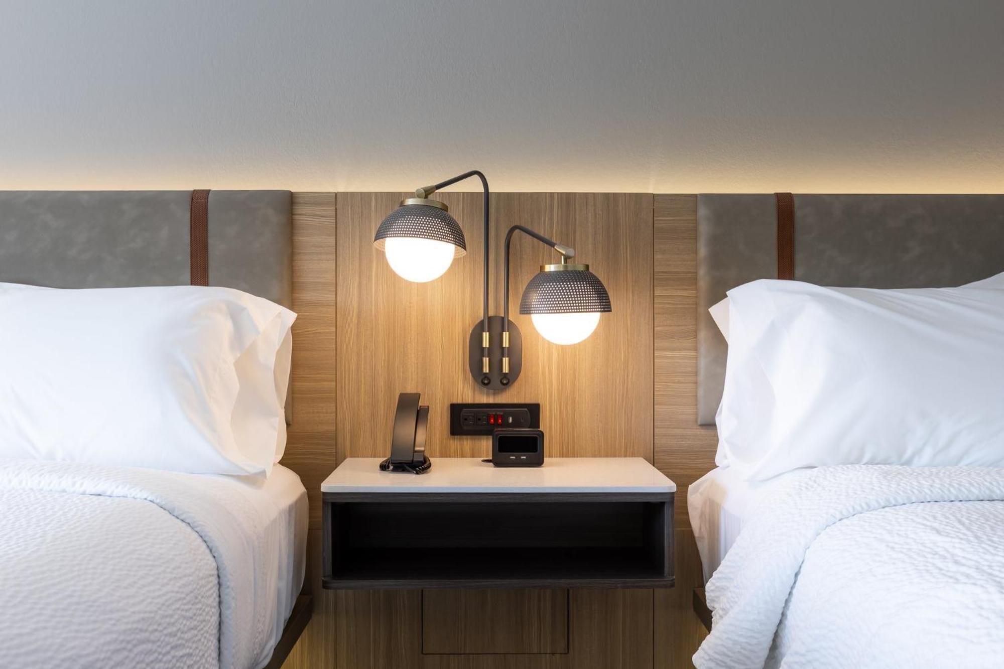 Holiday Inn Anderson By Ihg Εξωτερικό φωτογραφία