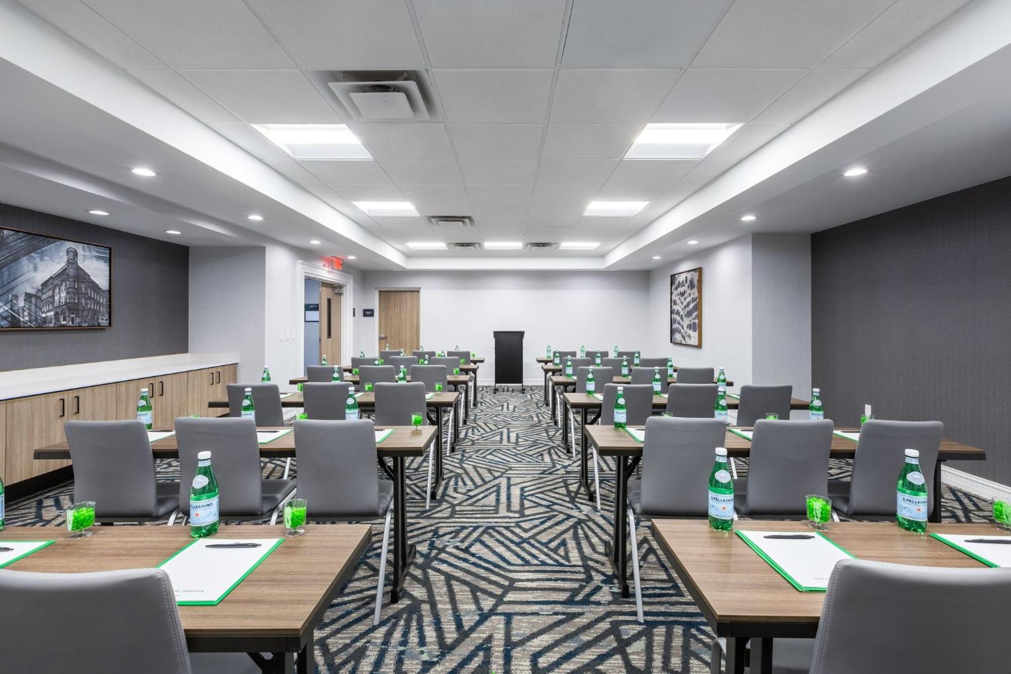 Holiday Inn Anderson By Ihg Εξωτερικό φωτογραφία